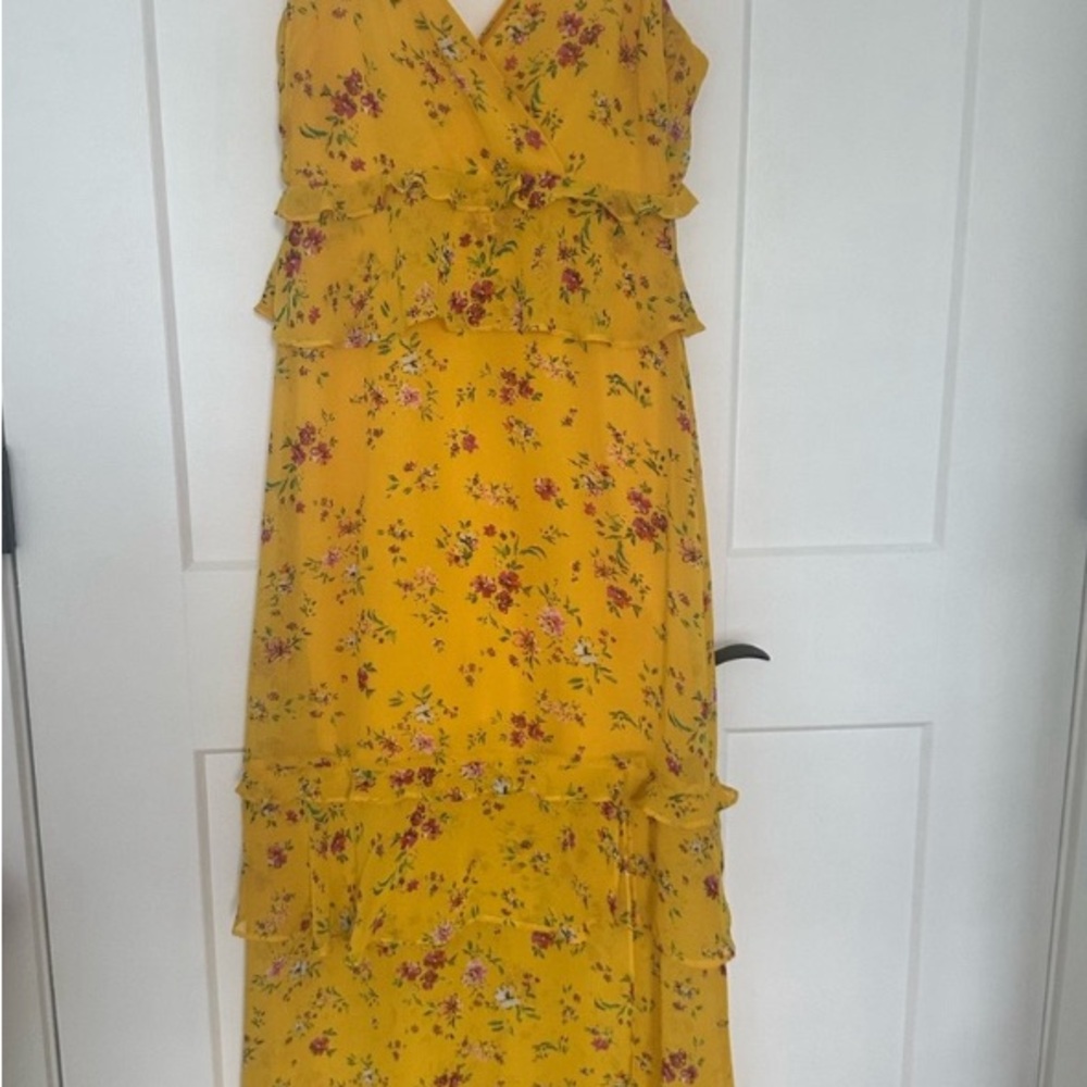 Lulu's Sunny Floral Maxi Dress - Picture 4 of 5